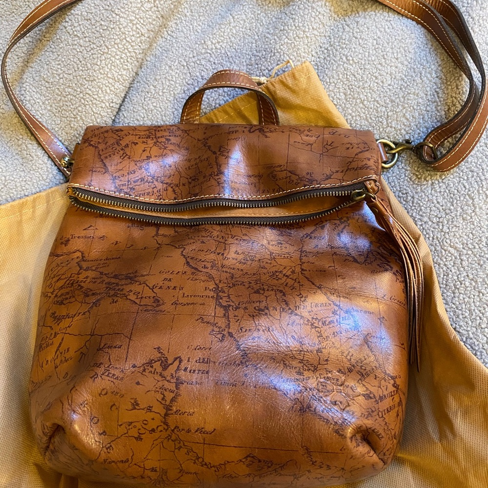 Gorgeous Patricia Nash LUZILLE leather convertible backpack or crossbody.